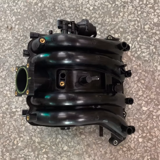 Collecteur d'admission/système d'admission utilisé pour Dfsk de C37 (OEM : 1008100E0200A)